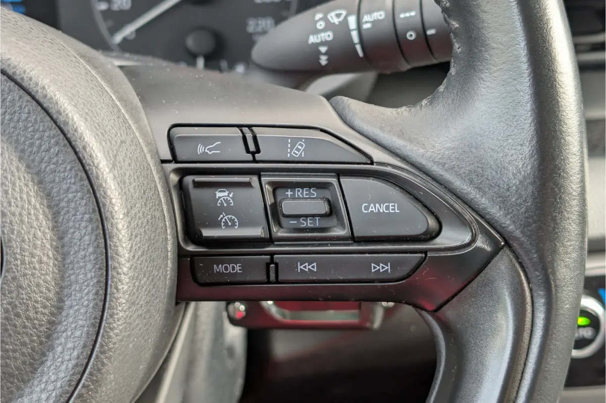 1.5 Hybrid Active Apple Carplay / Android Auto