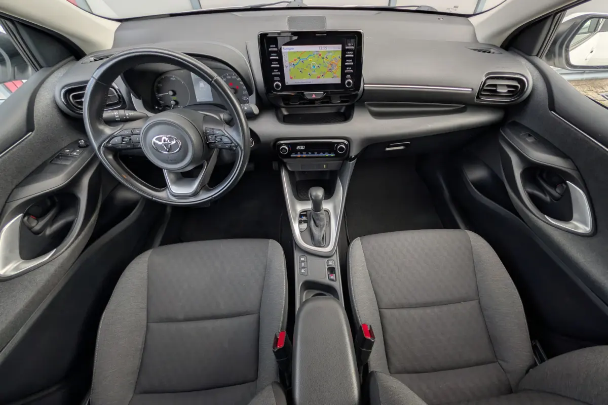 1.5 Hybrid Active Apple Carplay / Android Auto