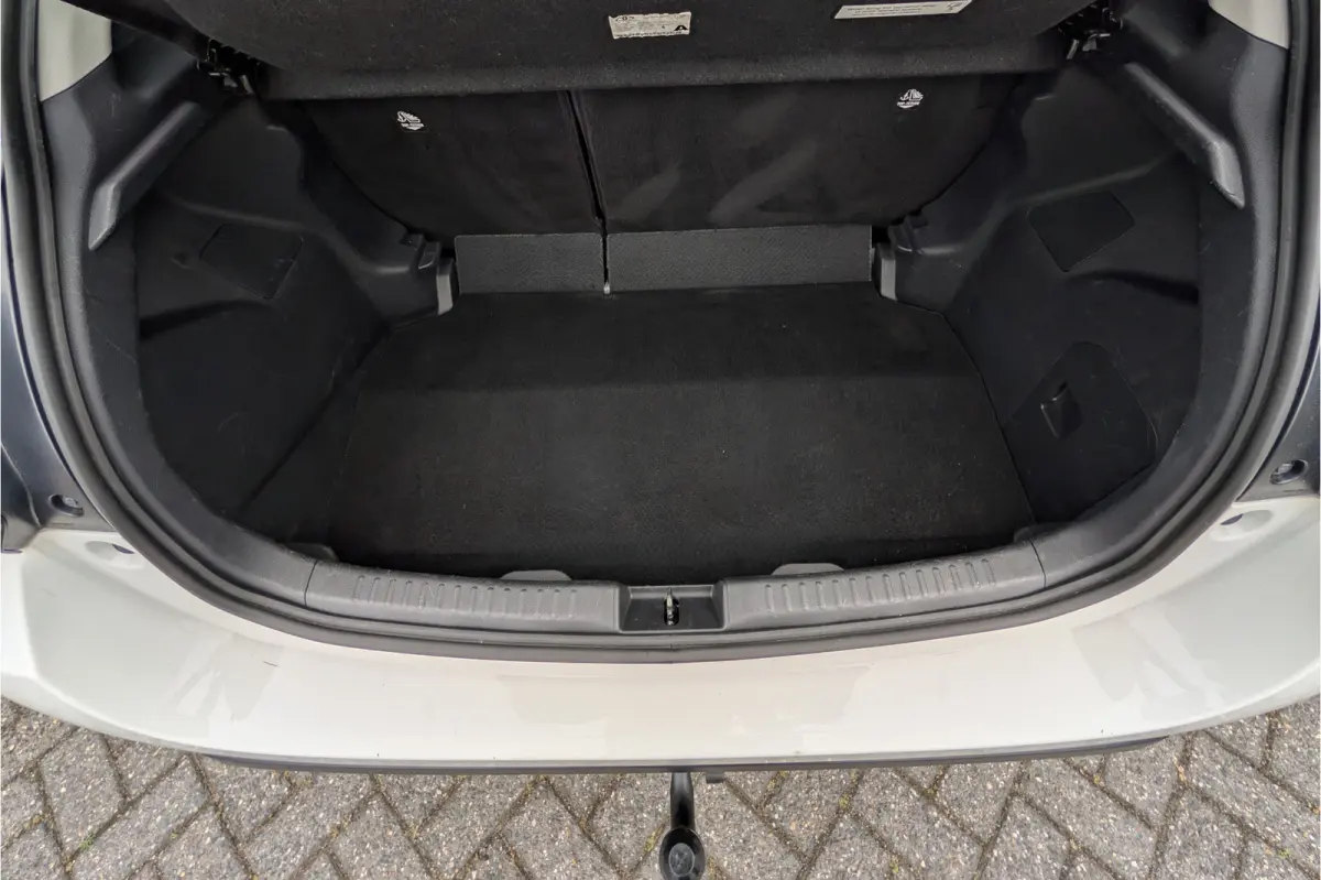 1.5 Hybrid Active Apple Carplay / Android Auto
