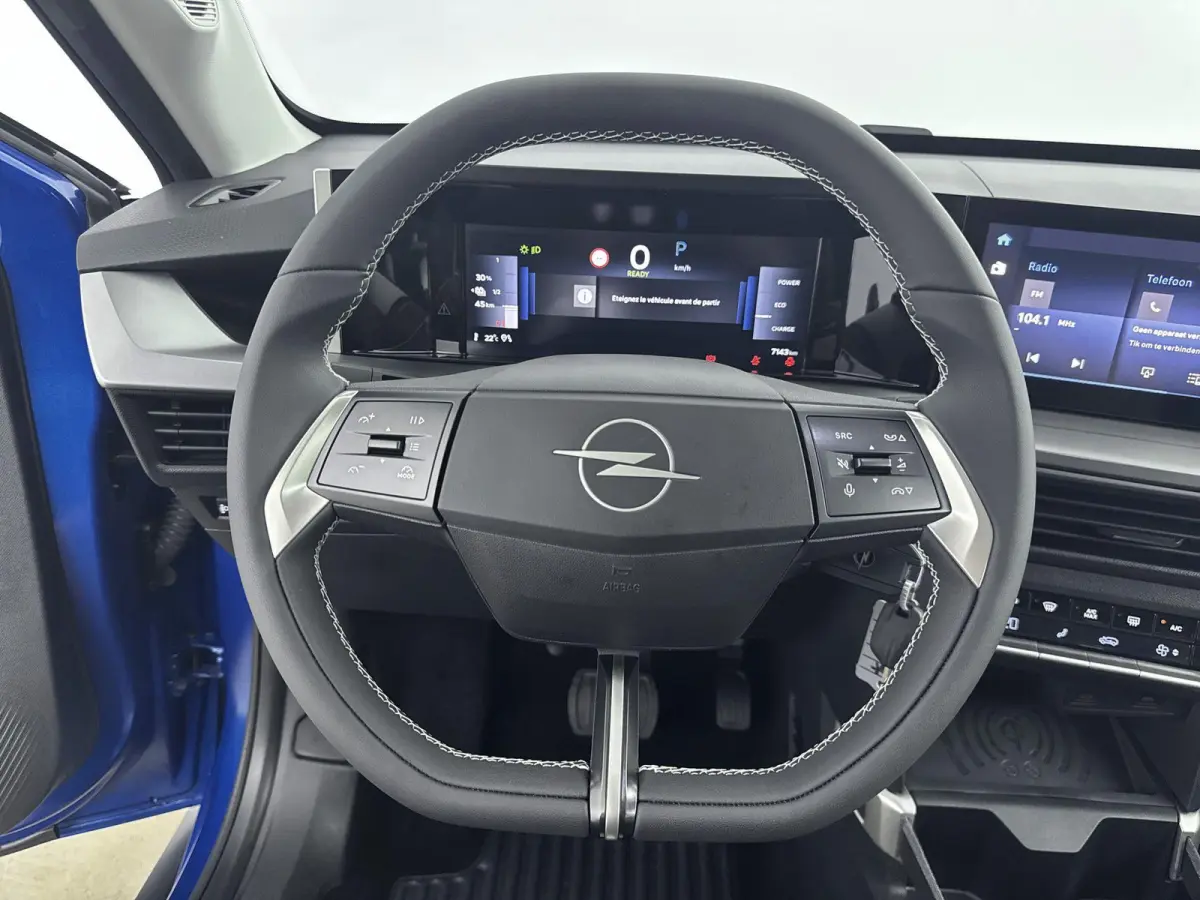 GS 44 kWh | ACCU 95% | Climate control | Lichtmetalen velgen | Digitale cockpit | Camera | Dodehoekdetectie |