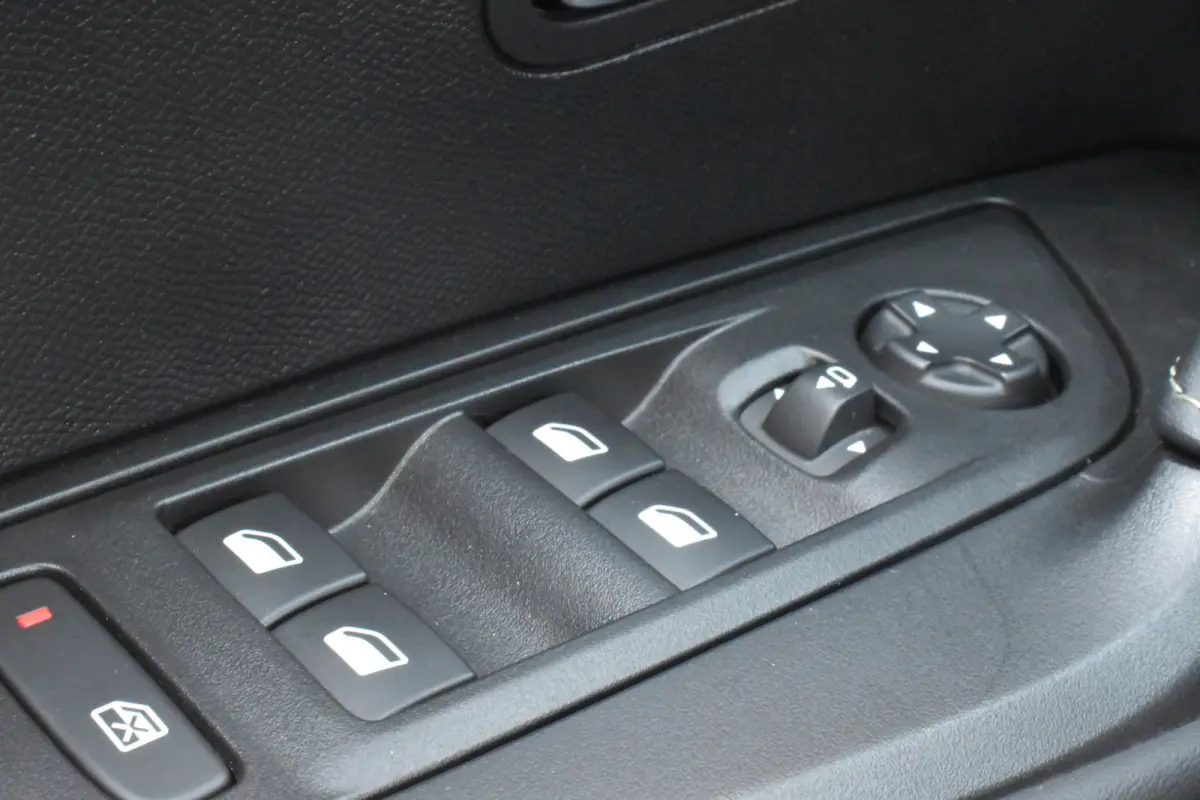 Hybrid 145 EAT8 GT | Automaat | Navigatie | Airco | Parkeerhulp |
