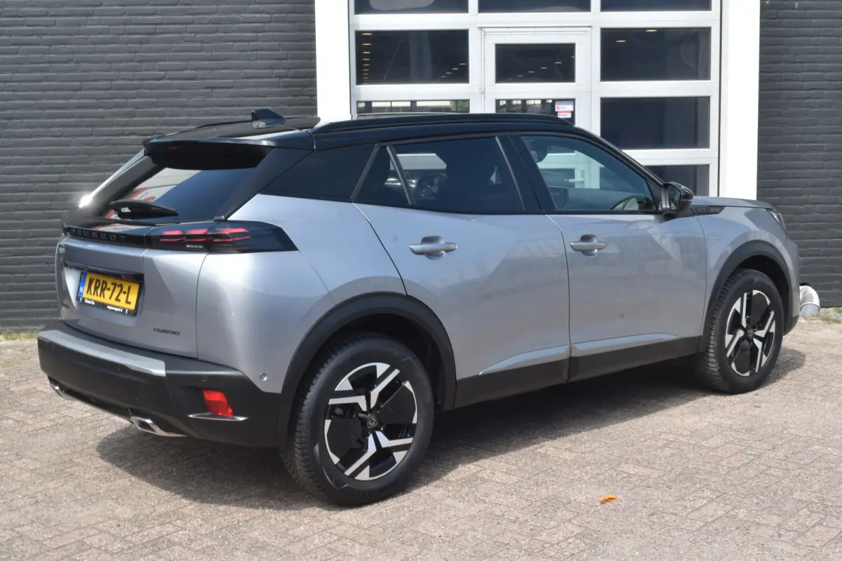 Hybrid 145 EAT8 GT | Automaat | Navigatie | Airco | Parkeerhulp |