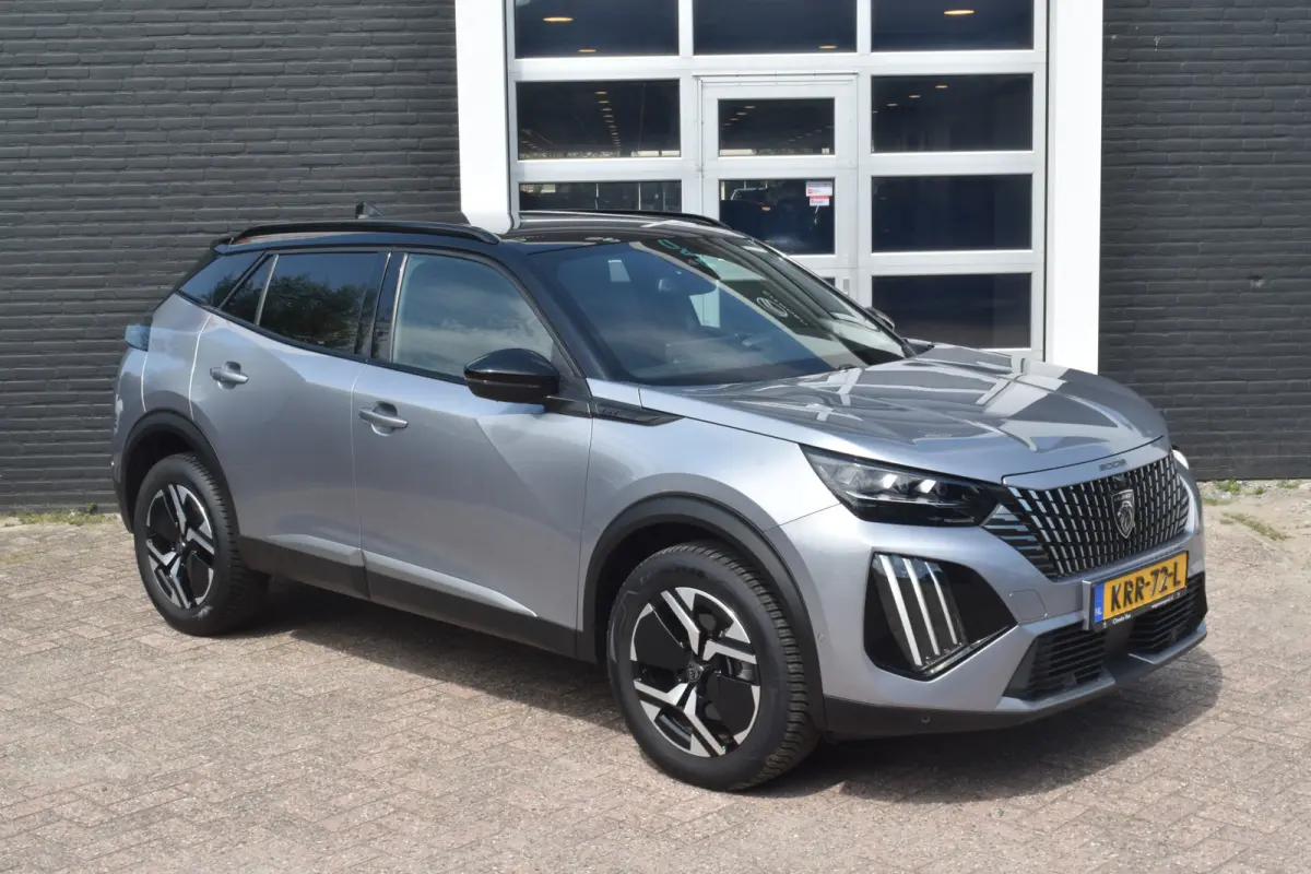 Hybrid 145 EAT8 GT | Automaat | Navigatie | Airco | Parkeerhulp |