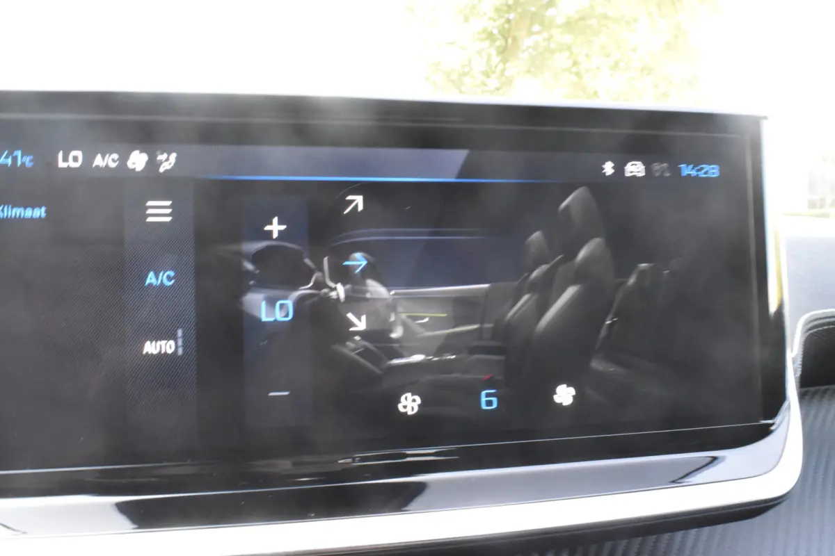 Hybrid 145 EAT8 GT | Automaat | Navigatie | Airco | Parkeerhulp |
