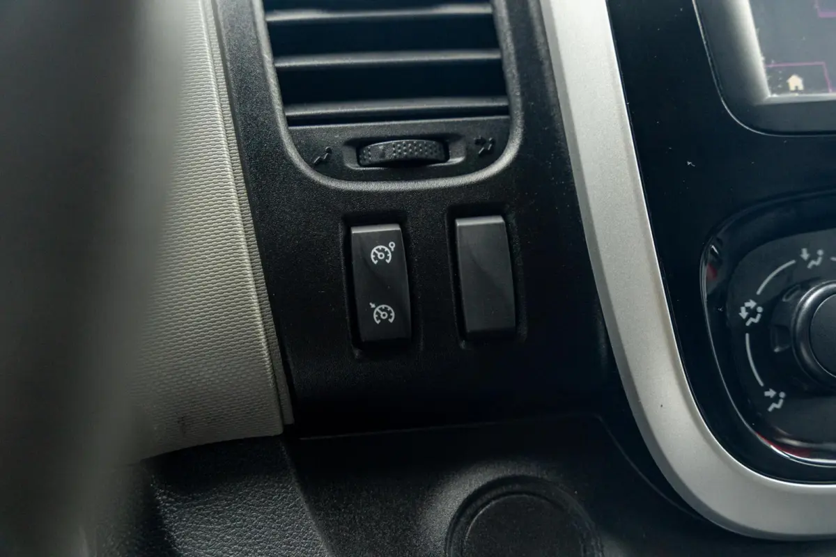 bestel 1.6 dCi T29 L2H1 DC Comfort