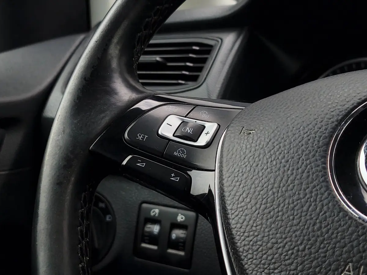 2.0TDI MAXI AUT CRUISE CLIMATE STANDKACHEL PDC STOELVERWARMING TREKHAAK