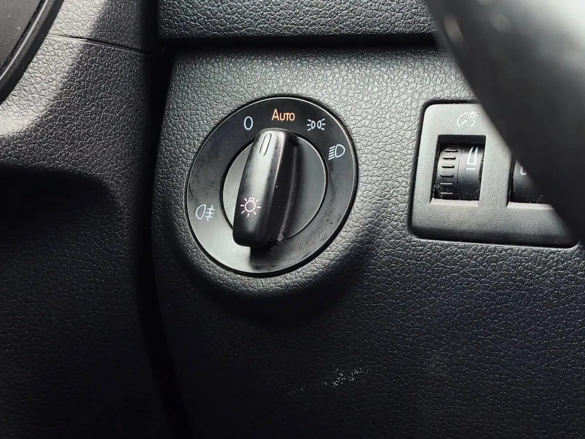 2.0TDI MAXI AUT CRUISE CLIMATE STANDKACHEL PDC STOELVERWARMING TREKHAAK