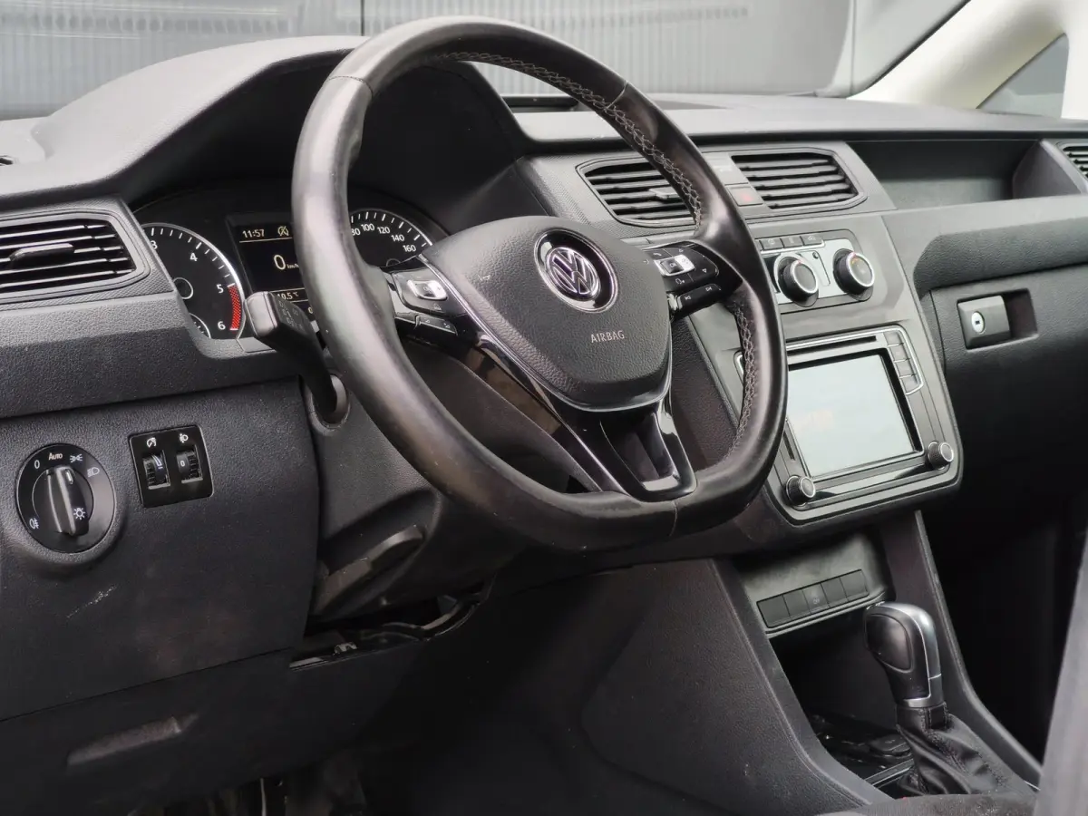 2.0TDI MAXI AUT CRUISE CLIMATE STANDKACHEL PDC STOELVERWARMING TREKHAAK