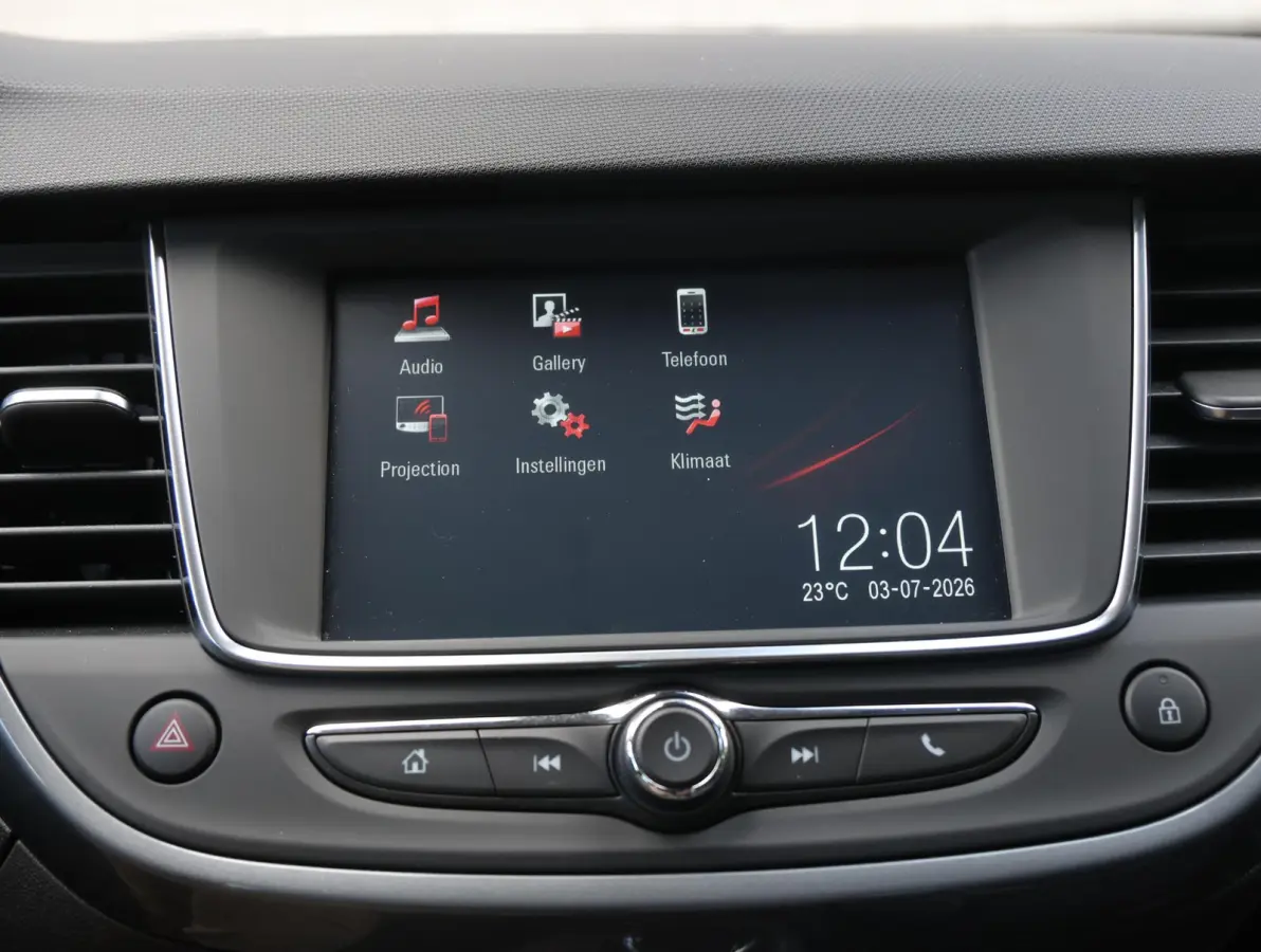 130pk Innovation | Trekhaak | AGR stoelen | Camera | Winterpakket | AUTOMAAT | AppleCarPlay/Android