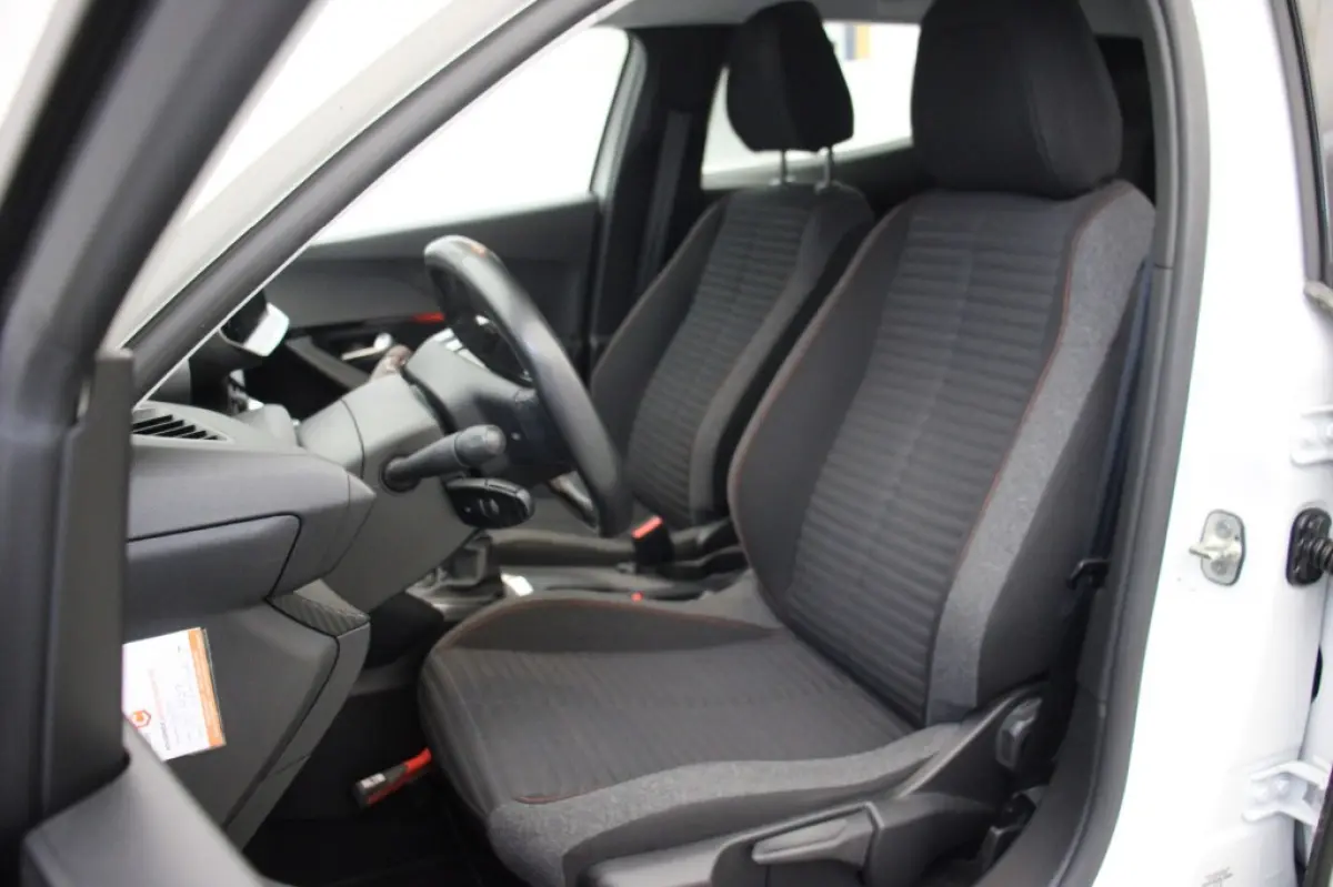 1.2 PureTech Active - Carplay, Navi, Cruise