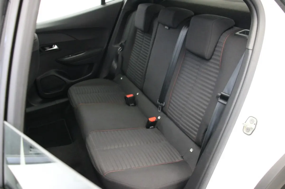 1.2 PureTech Active - Carplay, Navi, Cruise