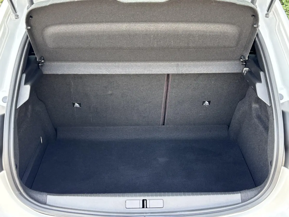 75pk Active | 1ste eigenaar | AppleCarPlay/Android | Airco | Cruise control | Isofix