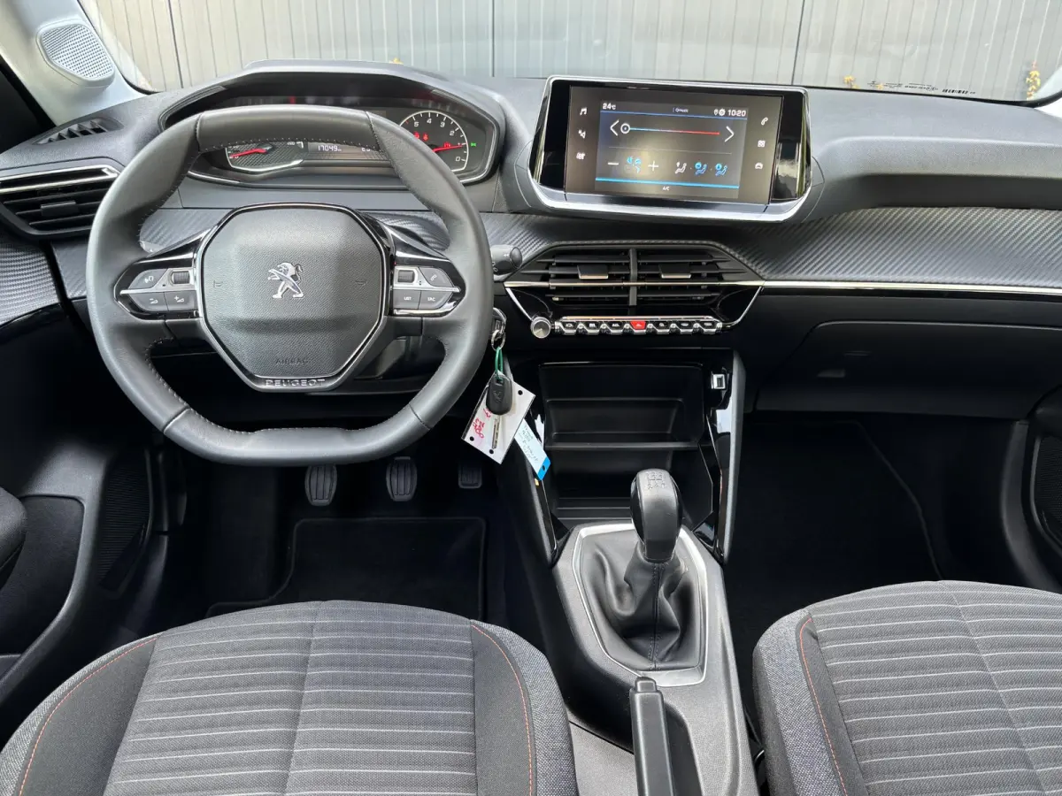 75pk Active | 1ste eigenaar | AppleCarPlay/Android | Airco | Cruise control | Isofix