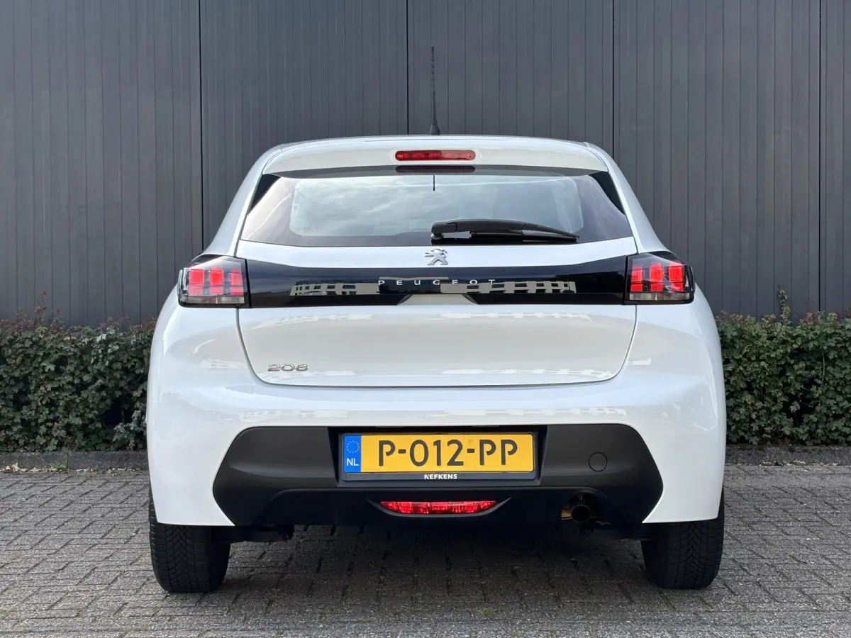 75pk Active | 1ste eigenaar | AppleCarPlay/Android | Airco | Cruise control | Isofix
