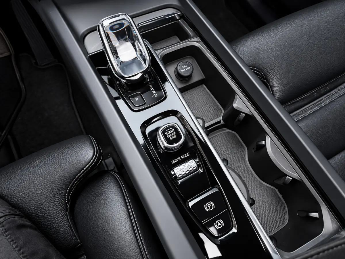 2.0 T8 Twin Engine AWD Inscription *Pano*Trekhaak*