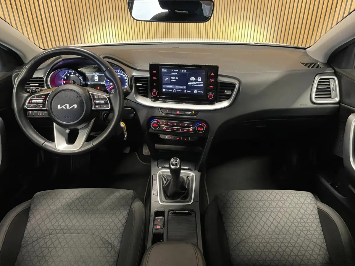 1.0 T-GDi DynamicLine|APPLE CARPLAY+ANDROID AUTO|STOEL+STUURVERW|CAMERA|CRUISE+CLIMATE|1 EIGENAAR|INCL.BTW|
