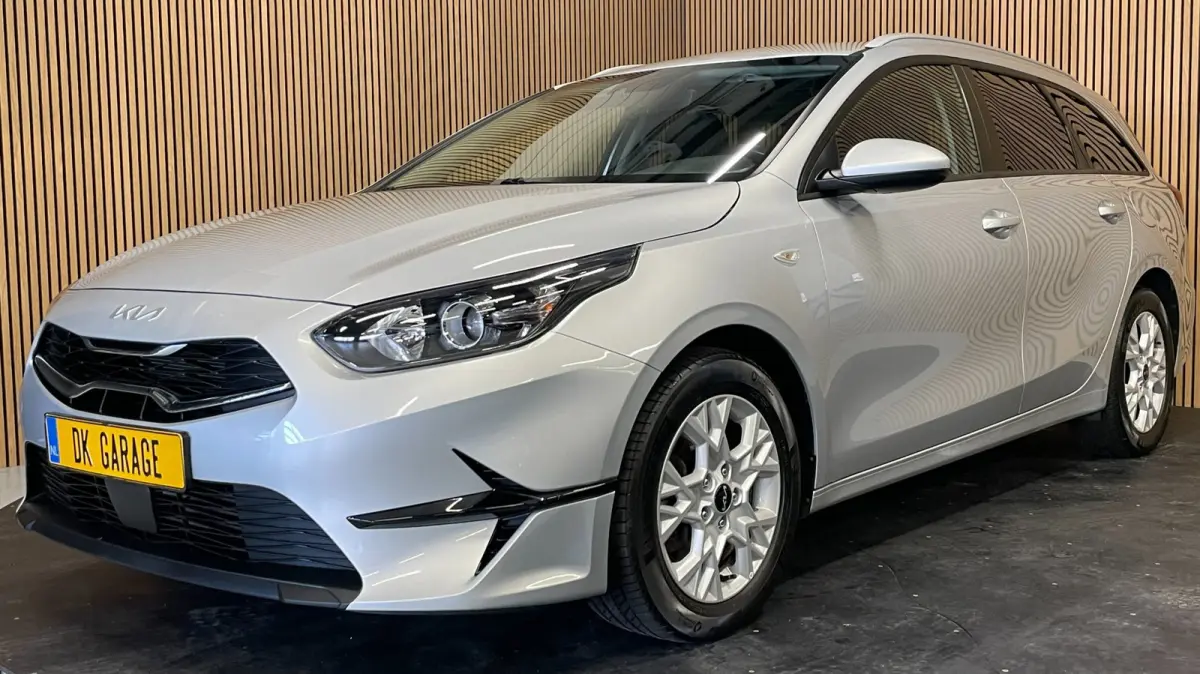 1.0 T-GDi DynamicLine|APPLE CARPLAY+ANDROID AUTO|STOEL+STUURVERW|CAMERA|CRUISE+CLIMATE|1 EIGENAAR|INCL.BTW|