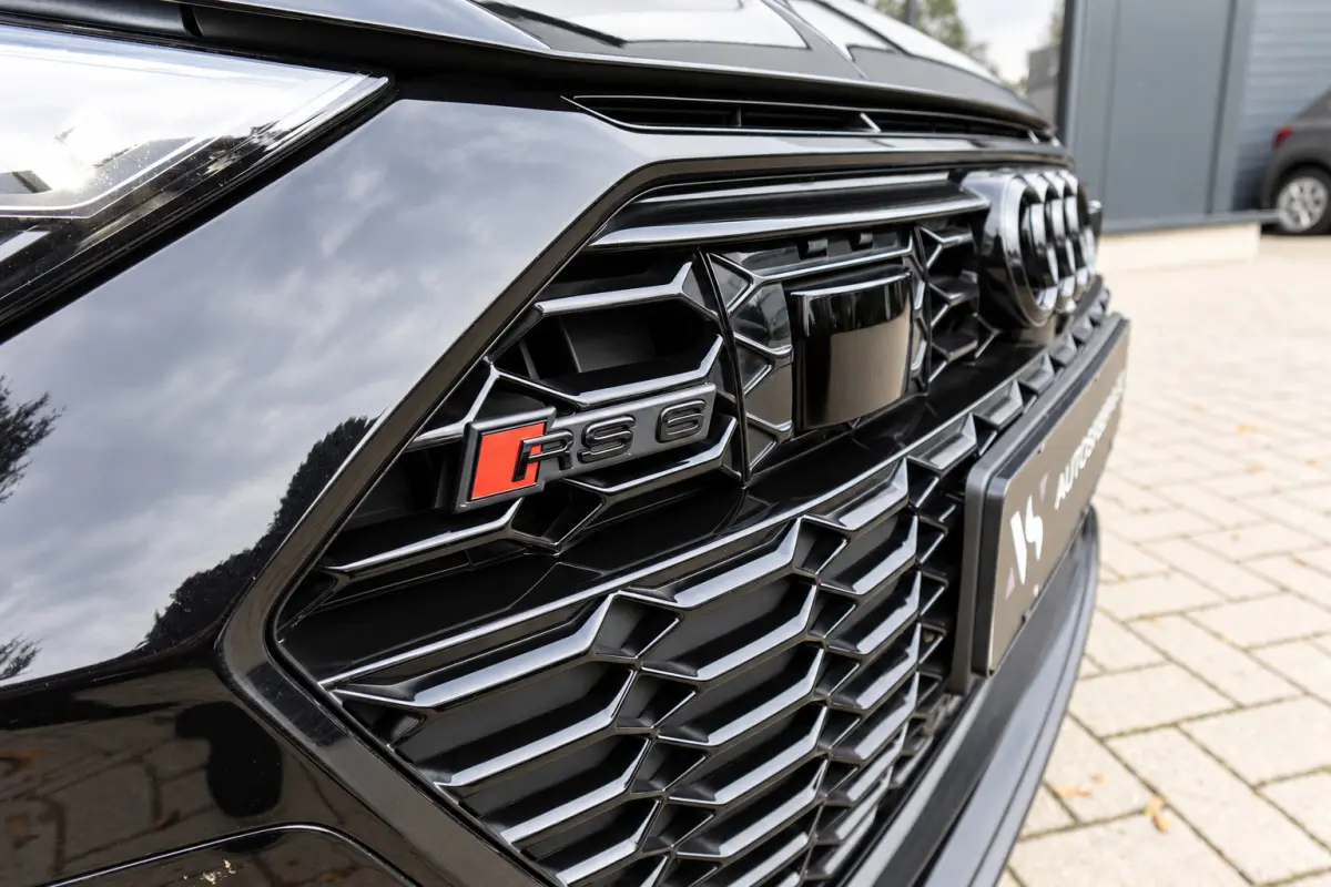 RS 6 TFSI quattro PANO KEYLESS HUD B&O'