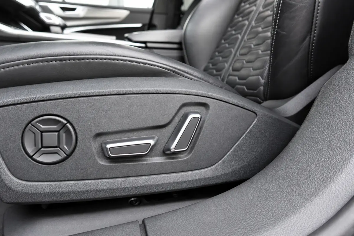 RS 6 TFSI quattro PANO KEYLESS HUD B&O'
