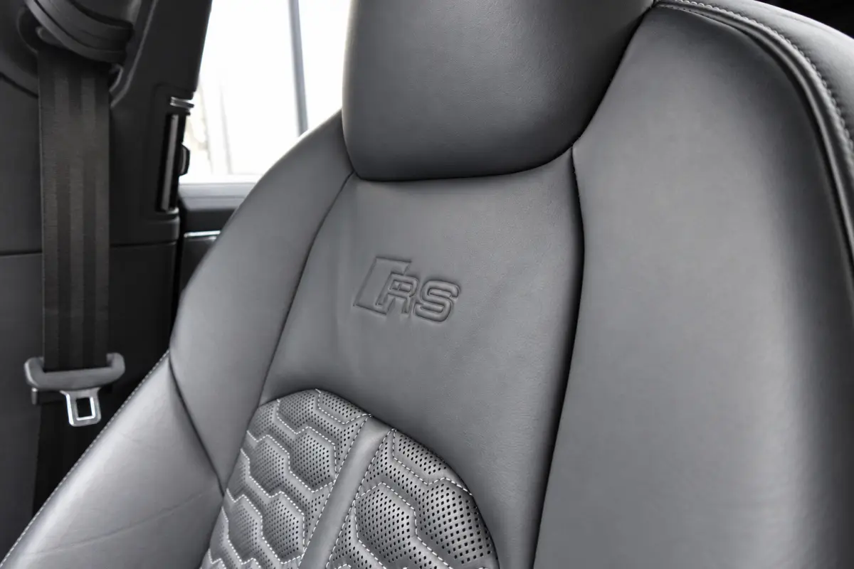 RS 6 TFSI quattro PANO KEYLESS HUD B&O'