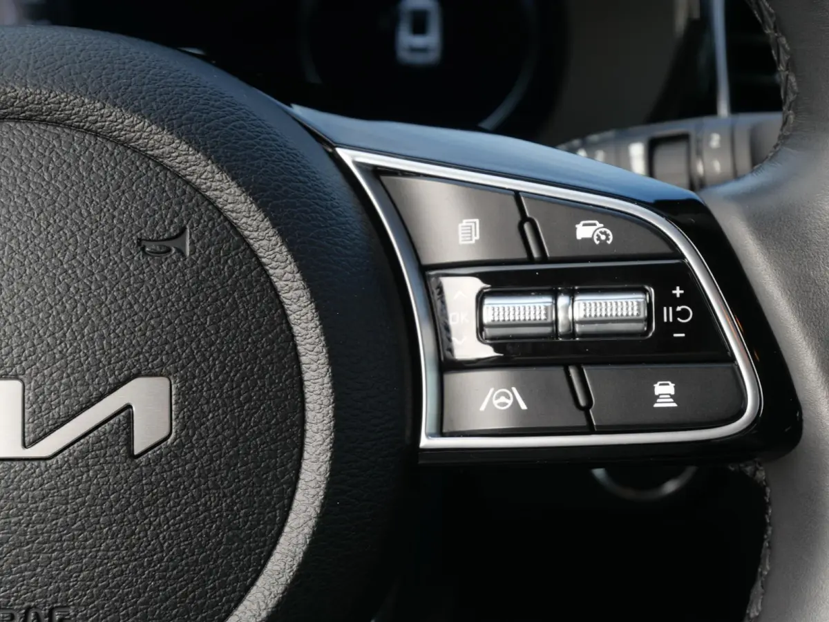 1.5 T-GDi DynamicPlusLine | Cruise | Camera | Carplay | Keyless | Stoel-stuurverwarming | navi | Automaat |