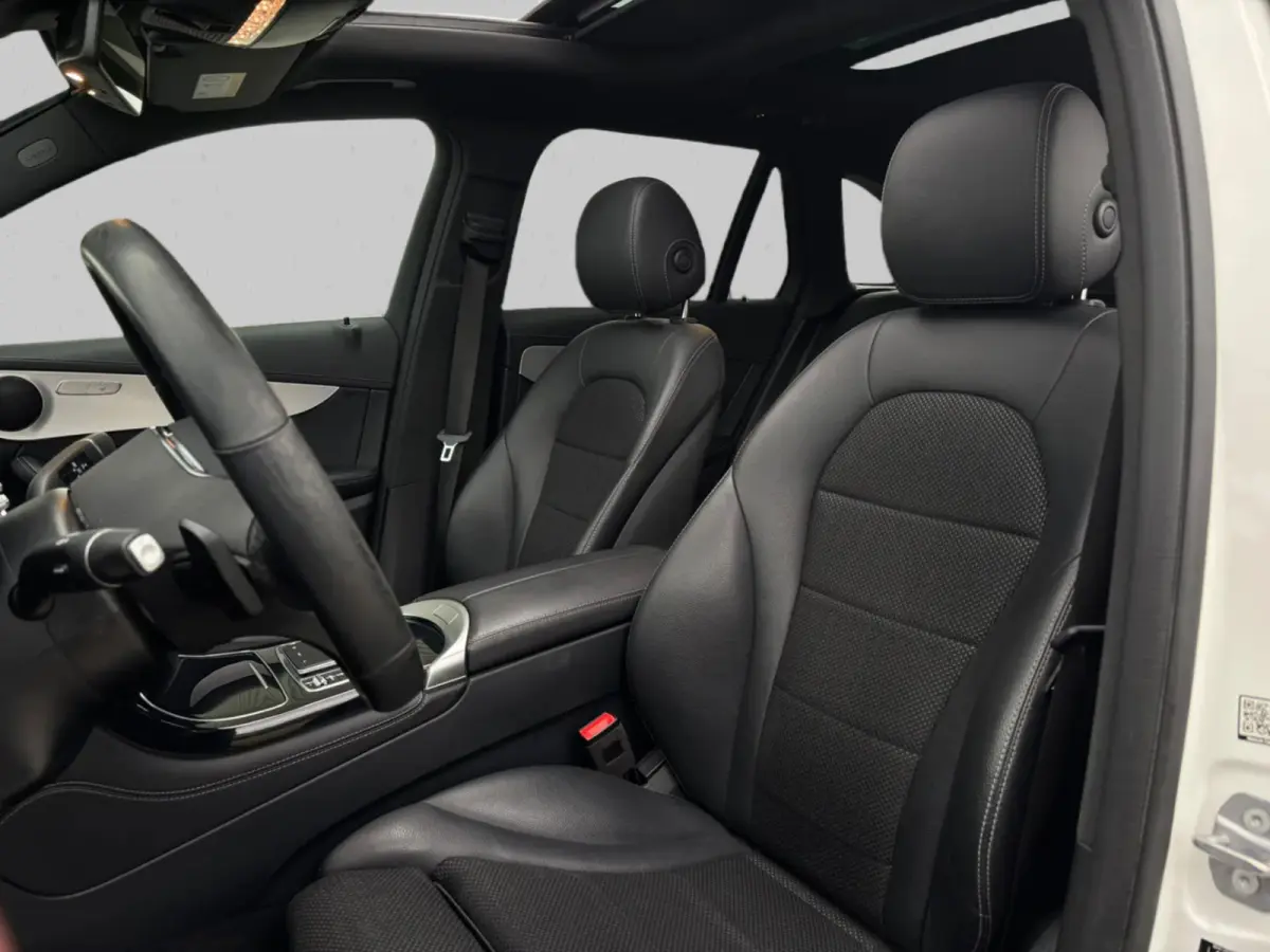 4MATIC Premium Plus AMG-Line(Goed OndH, Panorama, Camera, StoelV, Trekhaak, Navi, Etc)