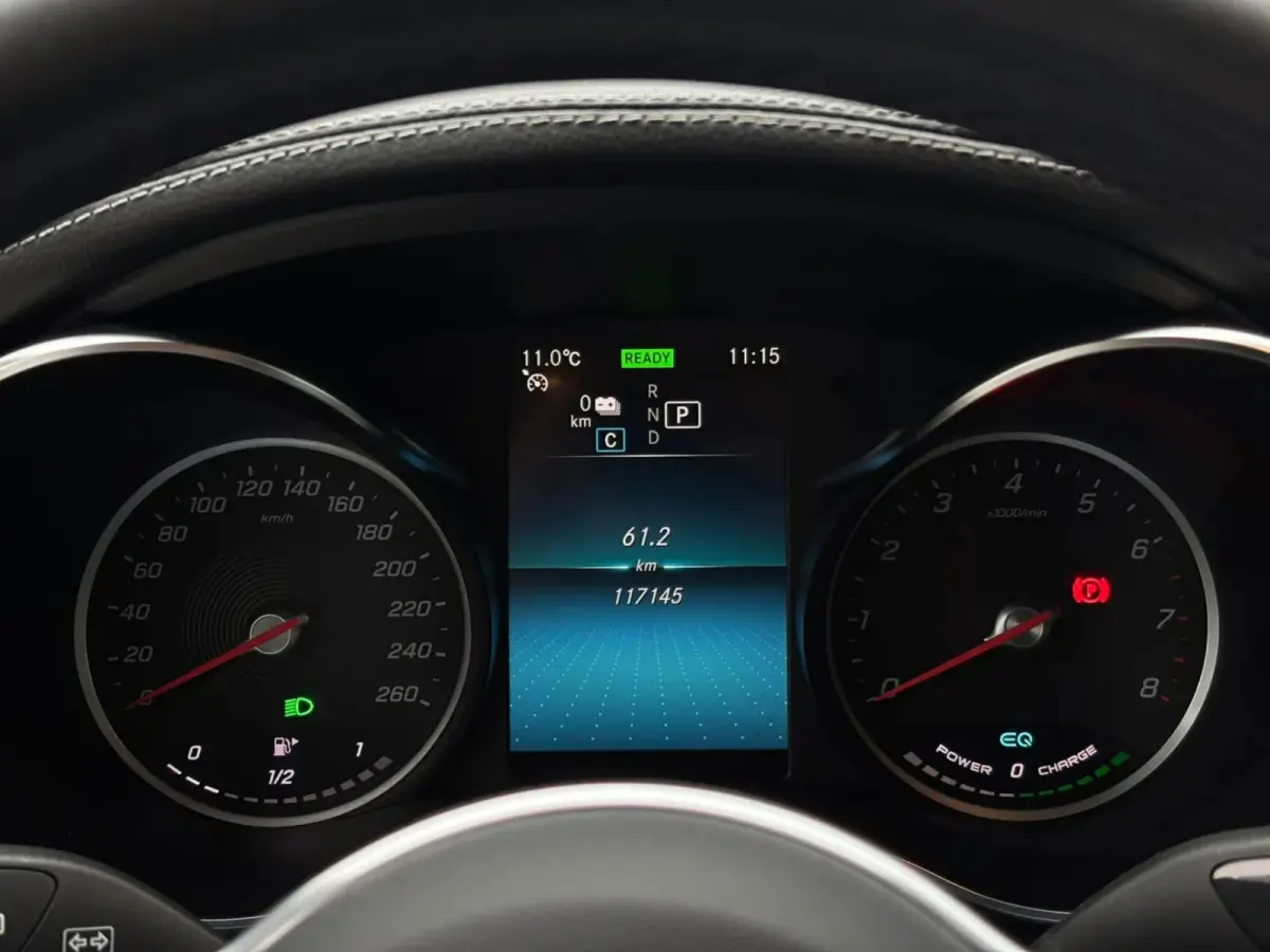 4MATIC Premium Plus AMG-Line(Goed OndH, Panorama, Camera, StoelV, Trekhaak, Navi, Etc)