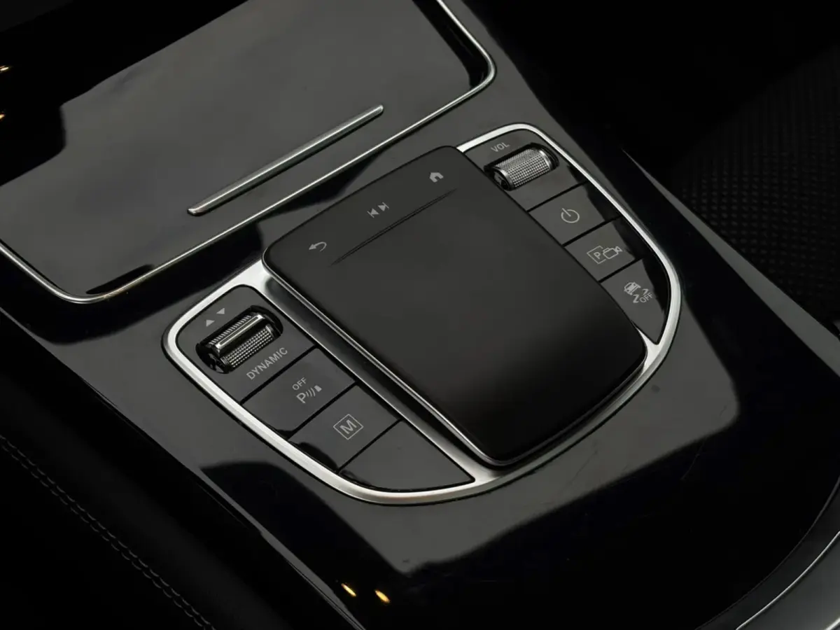 4MATIC Premium Plus AMG-Line(Goed OndH, Panorama, Camera, StoelV, Trekhaak, Navi, Etc)