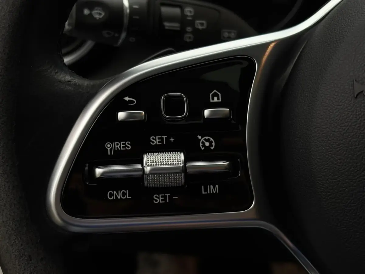 4MATIC Premium Plus AMG-Line(Goed OndH, Panorama, Camera, StoelV, Trekhaak, Navi, Etc)