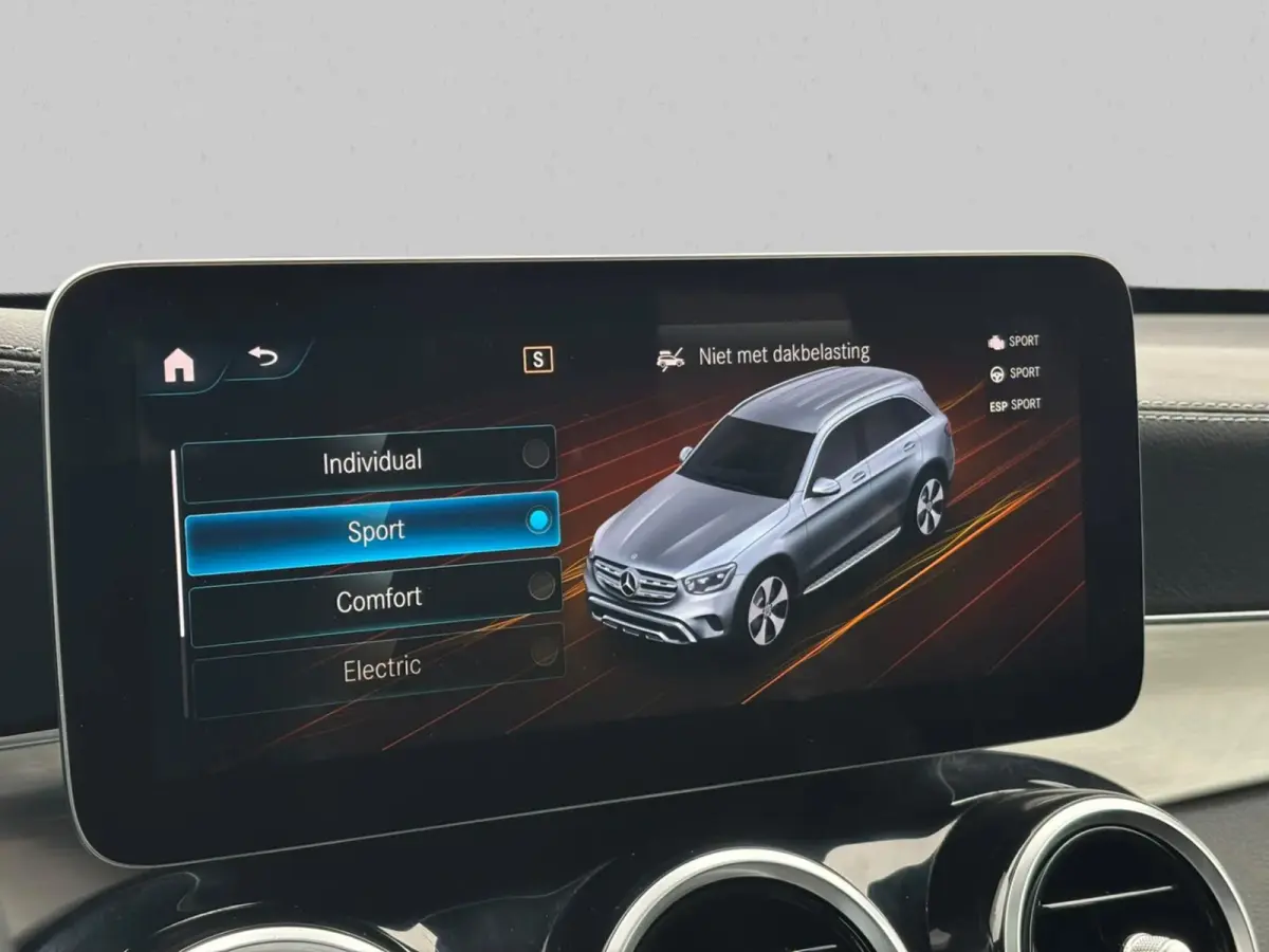 4MATIC Premium Plus AMG-Line(Goed OndH, Panorama, Camera, StoelV, Trekhaak, Navi, Etc)