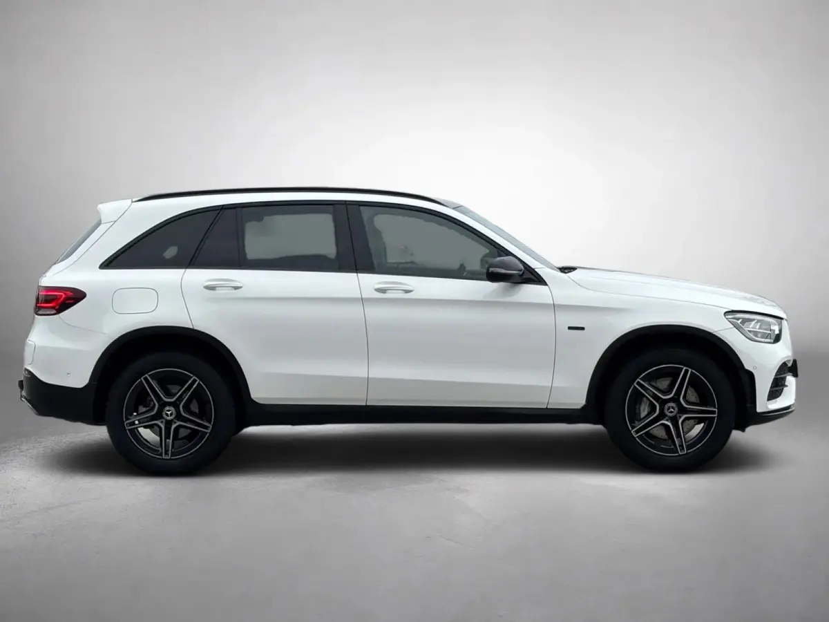4MATIC Premium Plus AMG-Line(Goed OndH, Panorama, Camera, StoelV, Trekhaak, Navi, Etc)