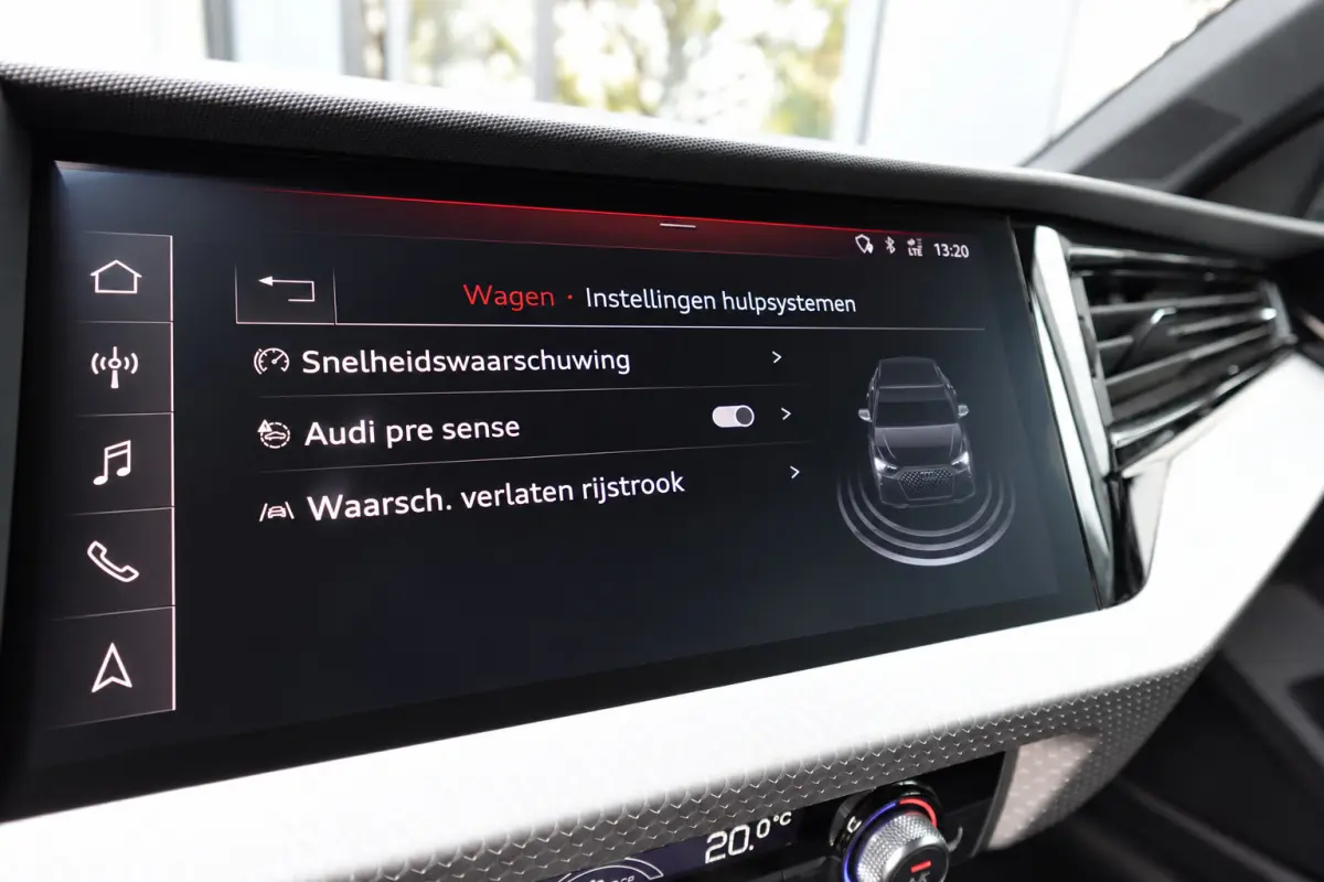 35 TFSI S-line KEYLESS SFEER ACC'