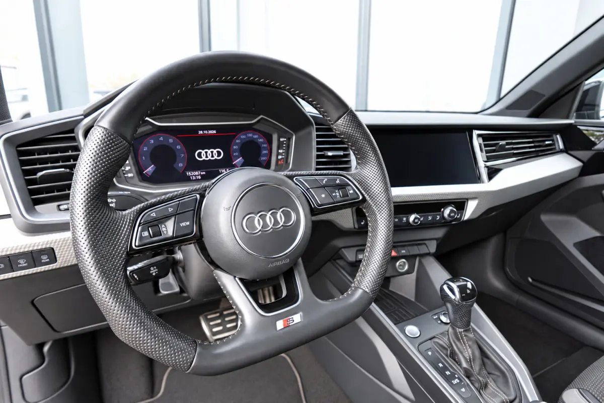 35 TFSI S-line KEYLESS SFEER ACC'