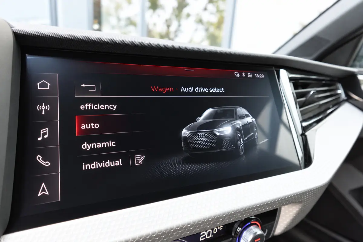 35 TFSI S-line KEYLESS SFEER ACC'