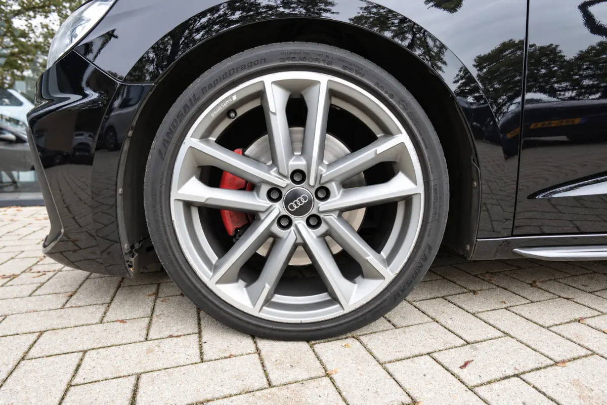 35 TFSI S-line KEYLESS SFEER ACC'