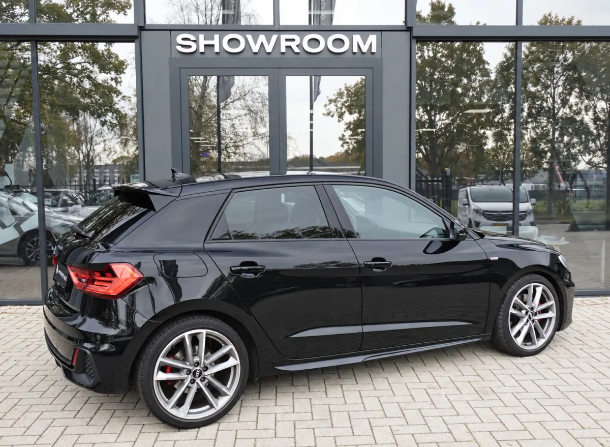 35 TFSI S-line KEYLESS SFEER ACC'