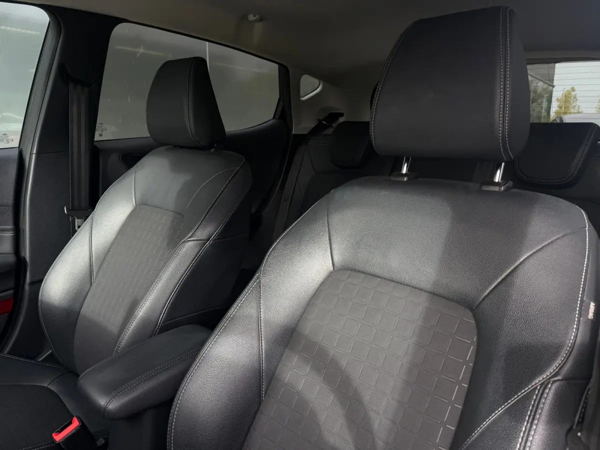 1.0 EcoBoost Titanium X B&O Camera Carplay Dodehoek