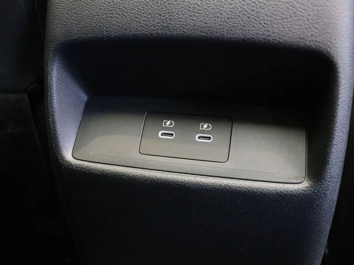 1.5 e-Power N-Connecta | 360 graden camera | Automaat | Stoel & Stuurverwarming | Panoramadak |
