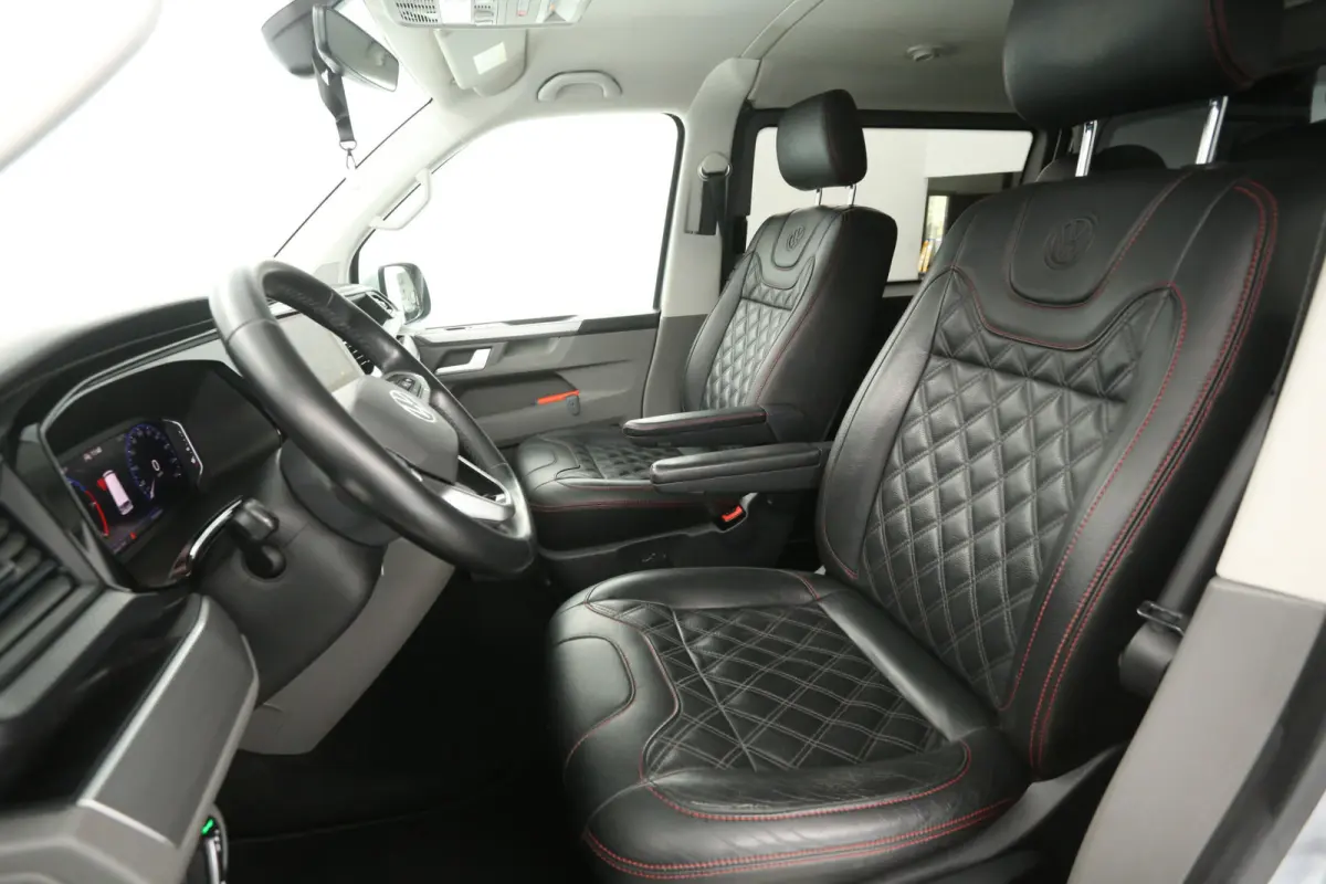 2.0 TDI Bulli 150PK L2H1 | Dubbele Cabine | Automaat | Airco | Cruise | Virtual | Carplay | Trekhaak | Navi