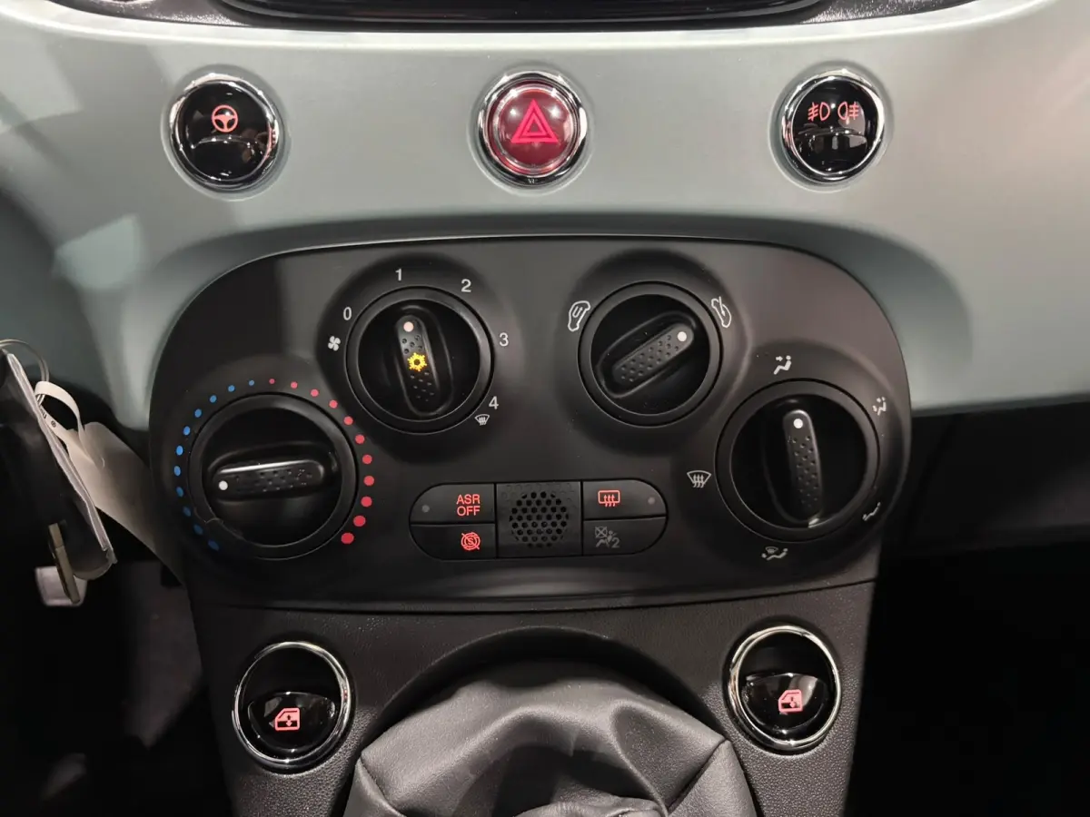 1.0 Hybrid Dolcevita Finale | Airconditioning | Comfort-pakket | Cruisecontrolsysteem (Cruisecontrol)