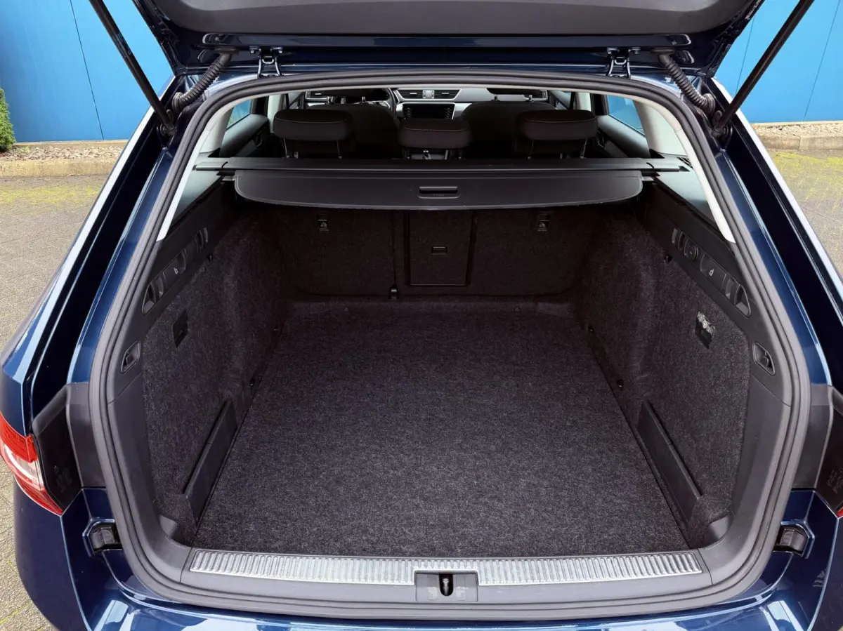 1.5 TSI DSG AUT. Business Edition Edition | Pano | CarPlay | Navi | Dig.Dash | Keyless | LED | PDC | Stoelverwarming