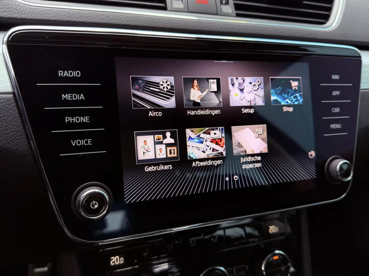 1.5 TSI DSG AUT. Business Edition Edition | Pano | CarPlay | Navi | Dig.Dash | Keyless | LED | PDC | Stoelverwarming