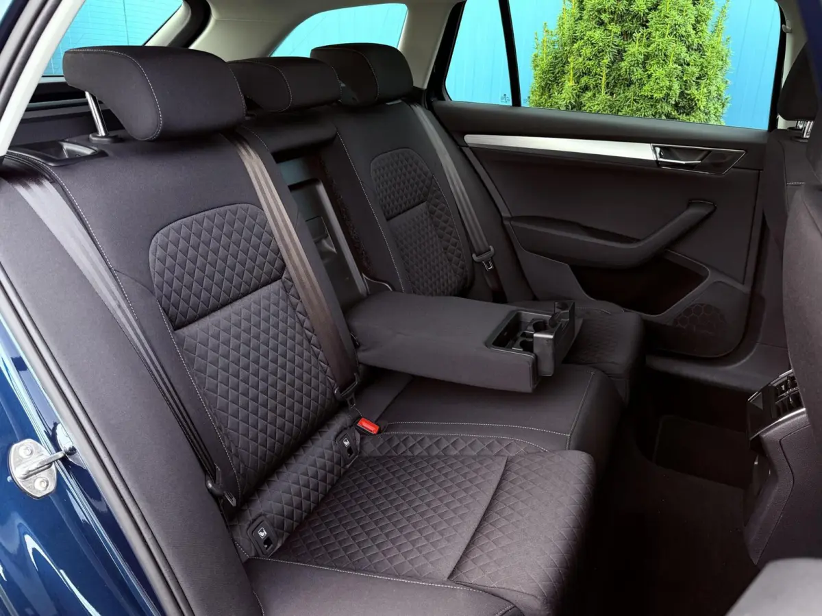 1.5 TSI DSG AUT. Business Edition Edition | Pano | CarPlay | Navi | Dig.Dash | Keyless | LED | PDC | Stoelverwarming