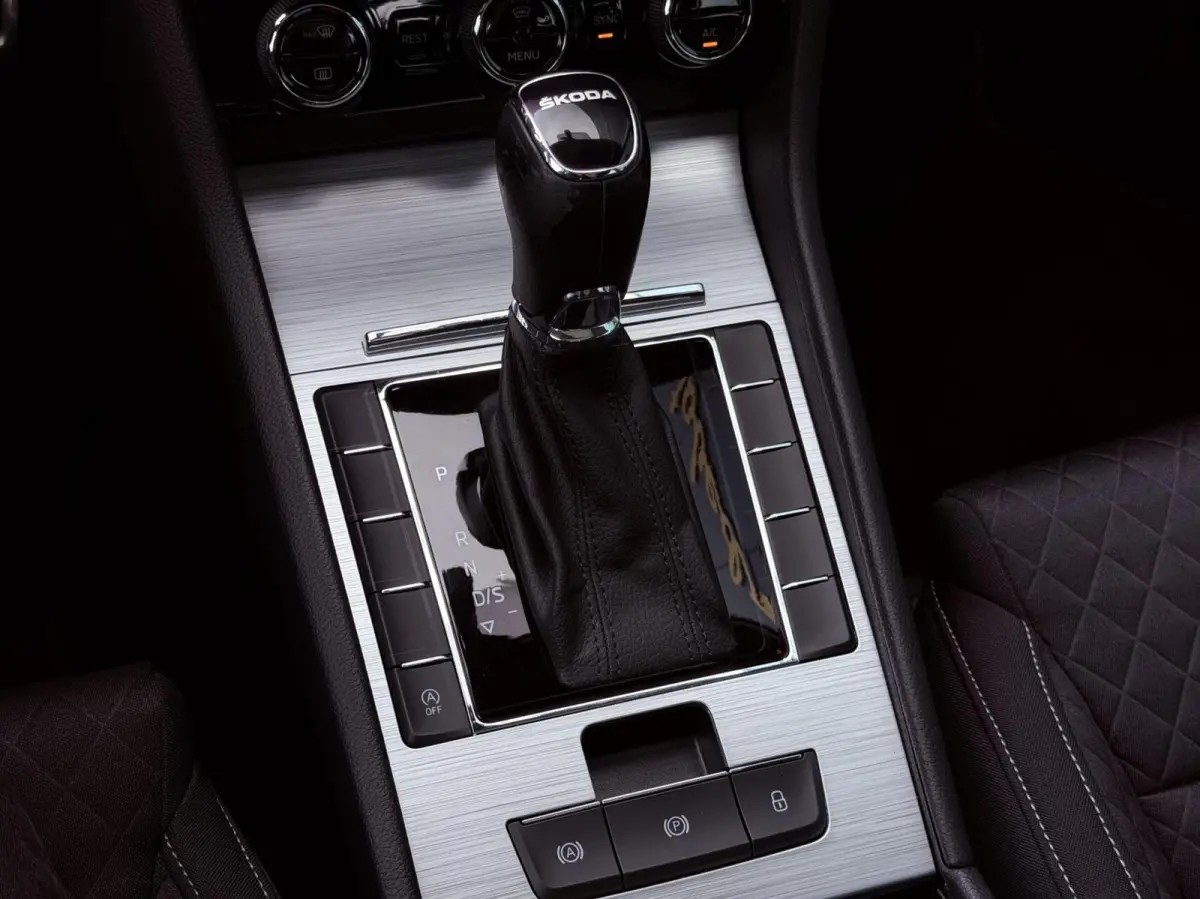 1.5 TSI DSG AUT. Business Edition Edition | Pano | CarPlay | Navi | Dig.Dash | Keyless | LED | PDC | Stoelverwarming