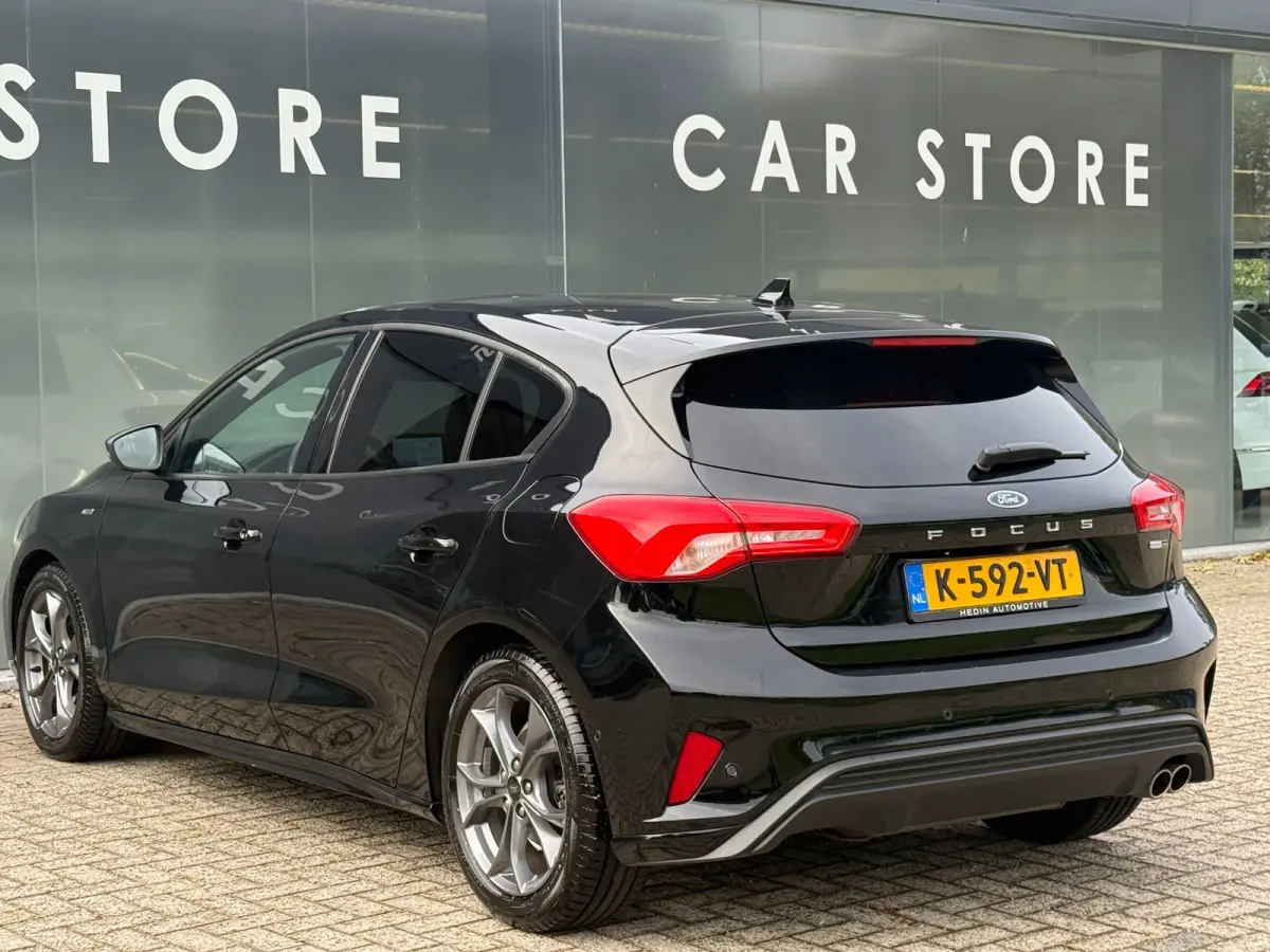 1.0 EcoBoost Hybrid ST Line B&O Carplay Dodehoek WINTERPACK