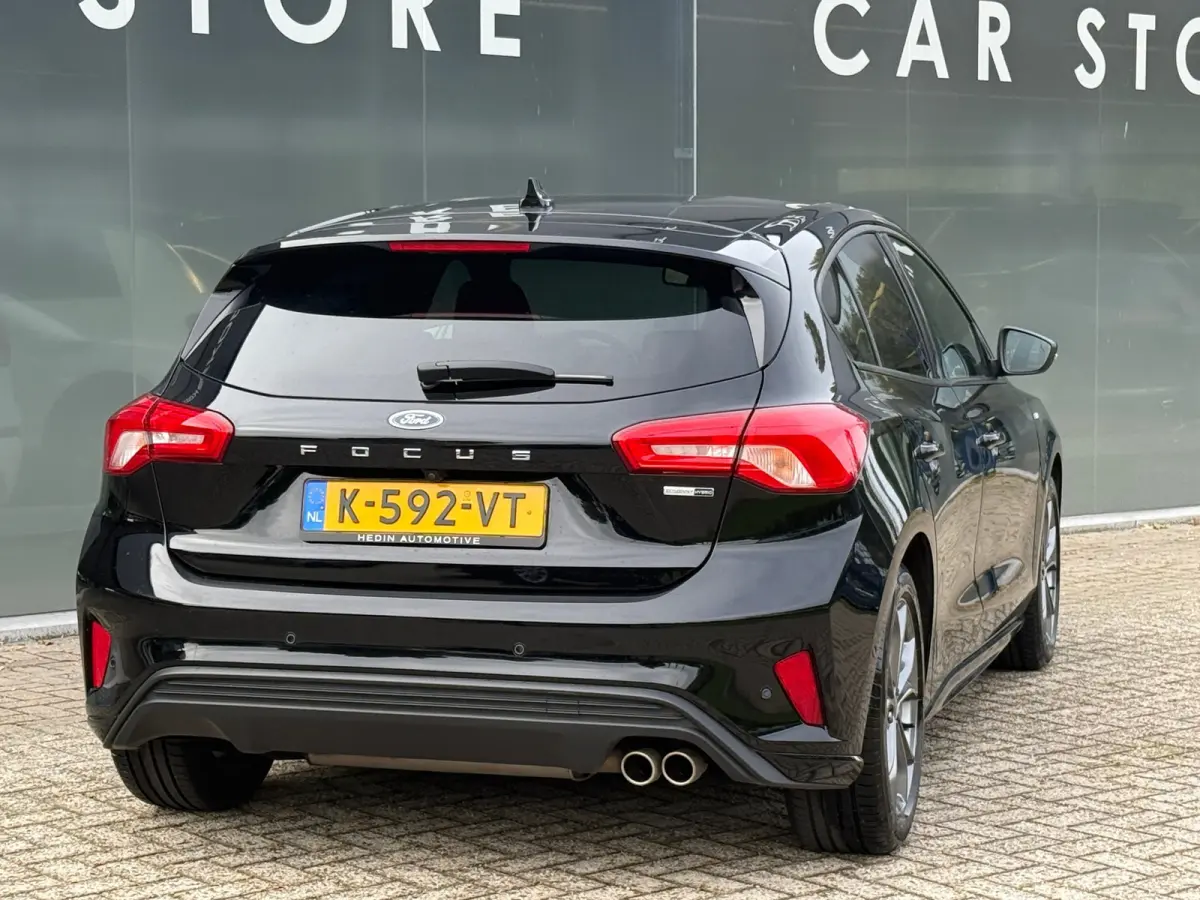 1.0 EcoBoost Hybrid ST Line B&O Carplay Dodehoek WINTERPACK