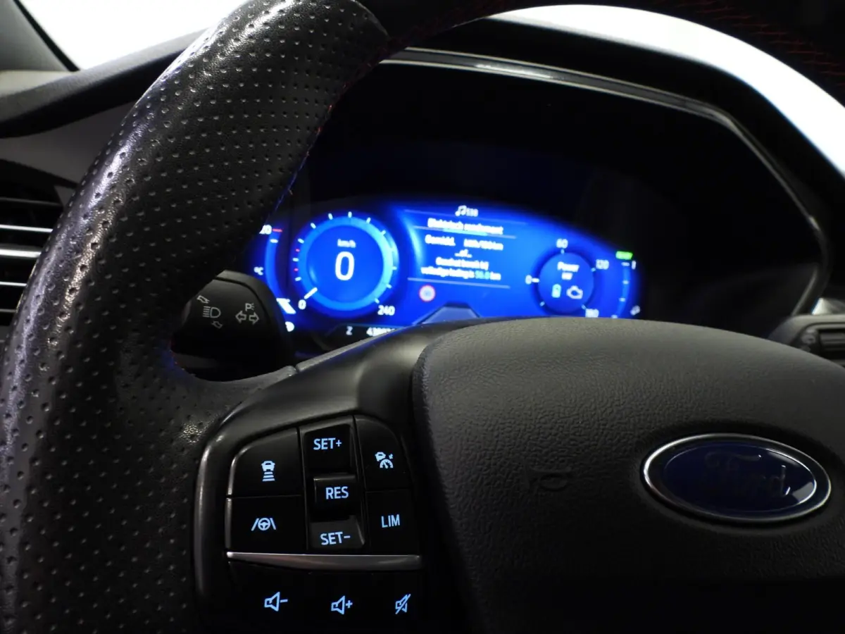 2.5 PHEV Plug-In ST-Line X NAVI/CAMERA/LED/B&O/HEAD-UP/18"LMV!