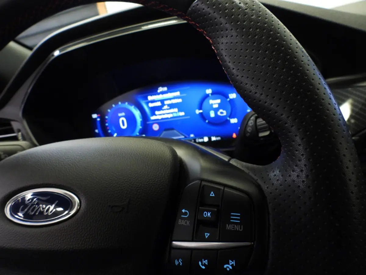 2.5 PHEV Plug-In ST-Line X NAVI/CAMERA/LED/B&O/HEAD-UP/18"LMV!