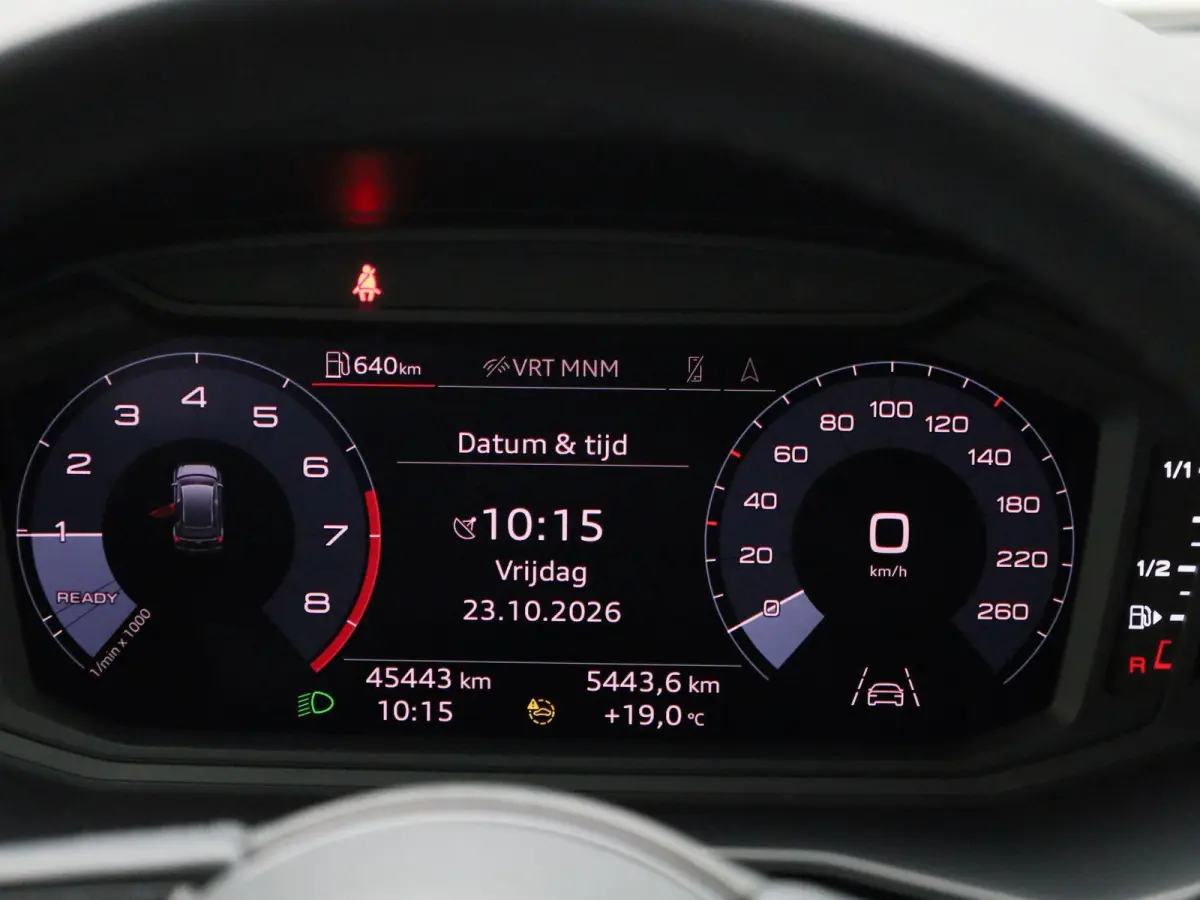 1.0 25 TFSI 70kW Attraction | APPLE CARPLAY - ANDROID AUTO | CLIMATE CONTROL | CRUISE CONTROL | MULTIFUNCTIONEEL STUURWIEL |