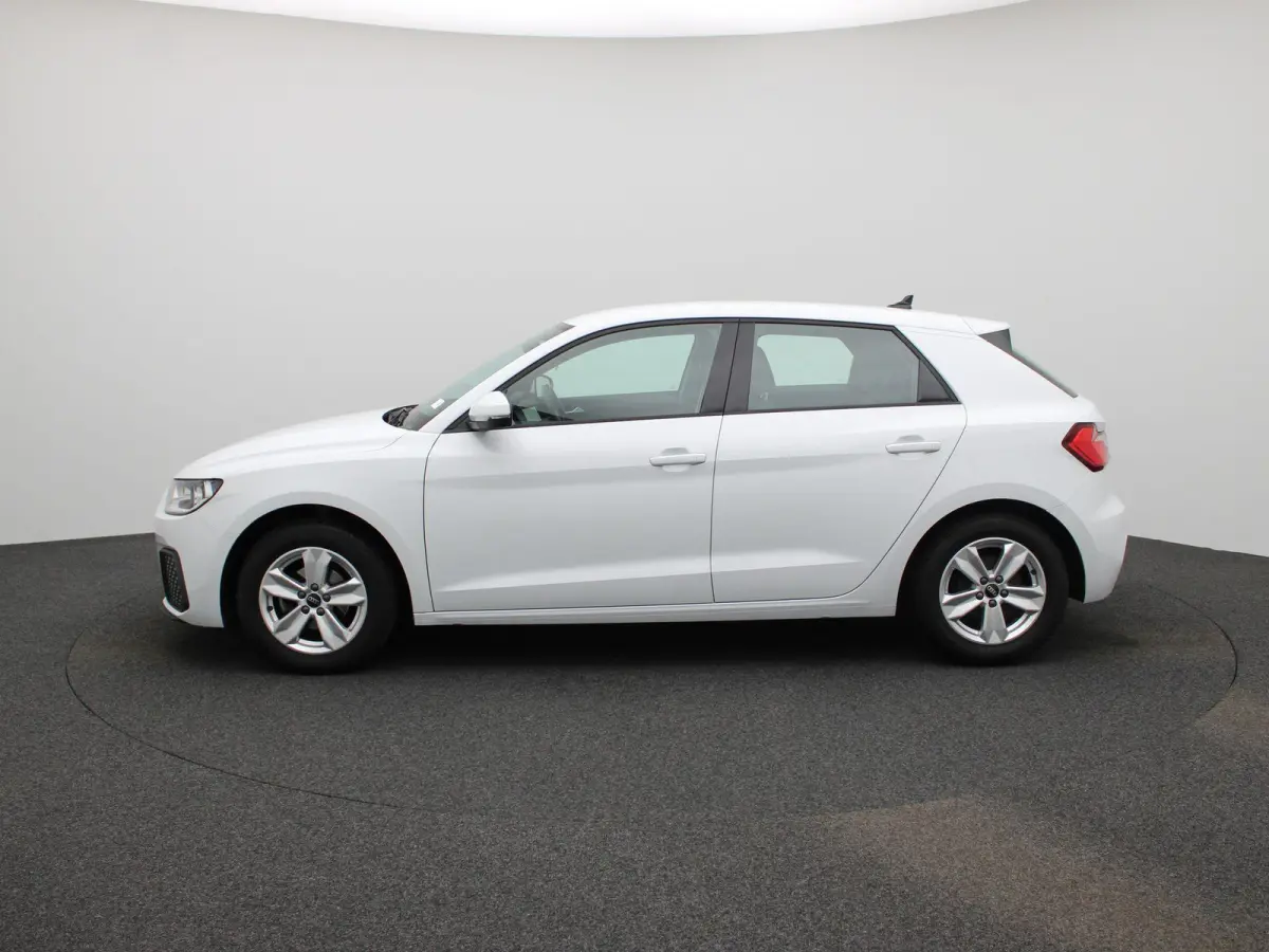 1.0 25 TFSI 70kW Attraction | APPLE CARPLAY - ANDROID AUTO | CLIMATE CONTROL | CRUISE CONTROL | MULTIFUNCTIONEEL STUURWIEL |